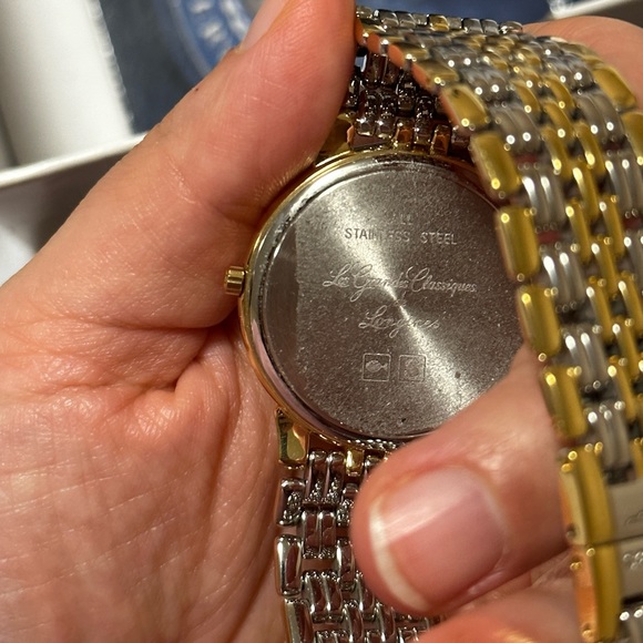 Longines two-tone white dial Les Grandes classic watch - Picture 4 of 7